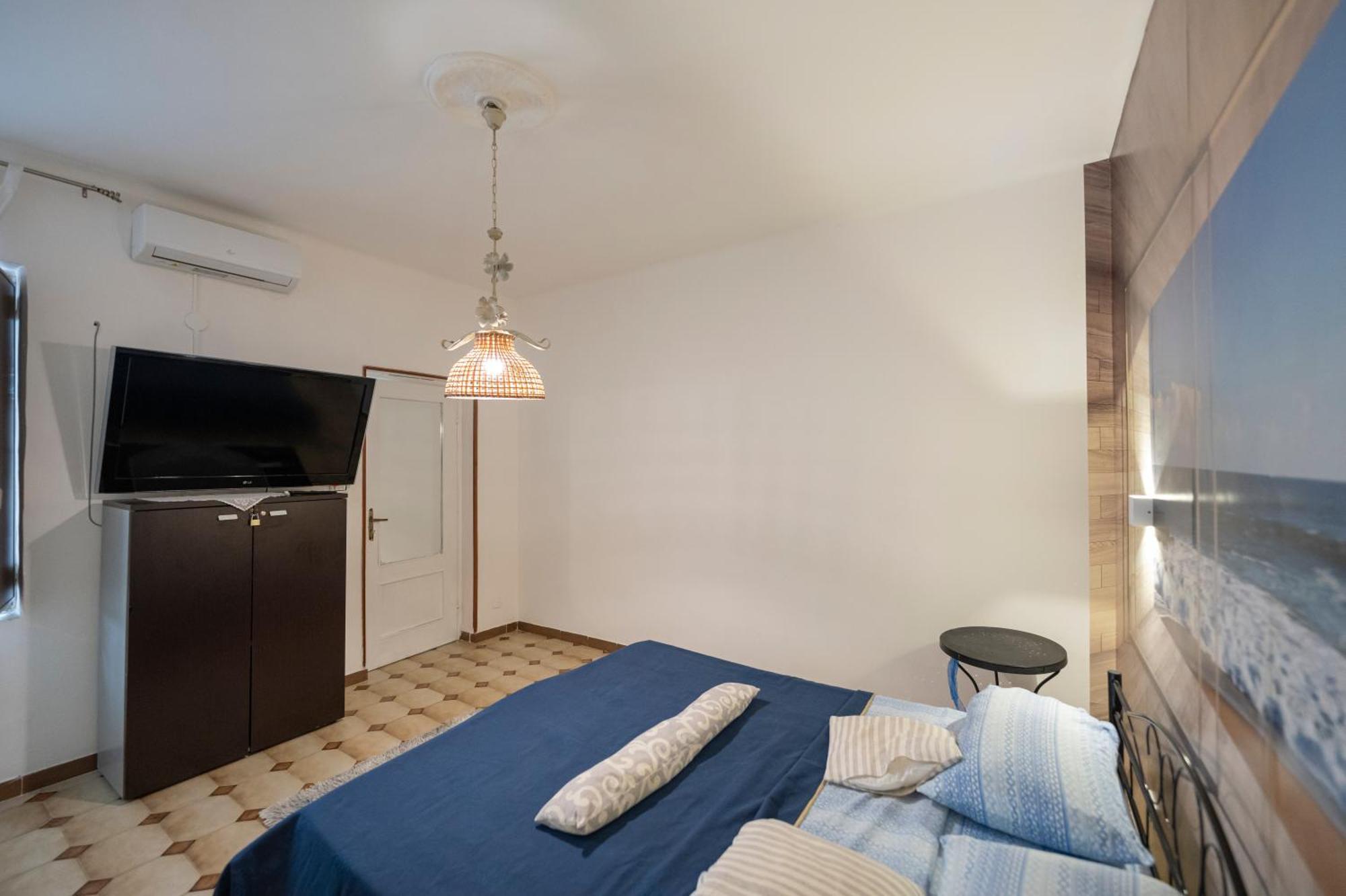 The Lighthouse Accommodation Таранто Экстерьер фото